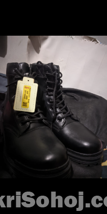 Boot shoe(new)